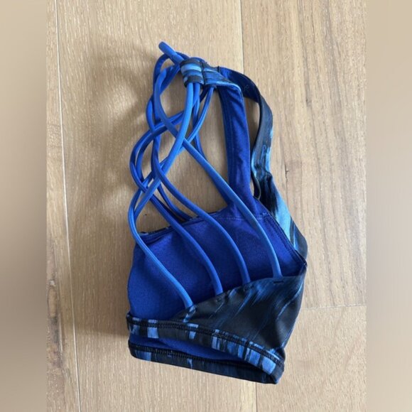 Lululemon Free to Be Wild Sports Bra – Size 4 - Picture 2 of 5